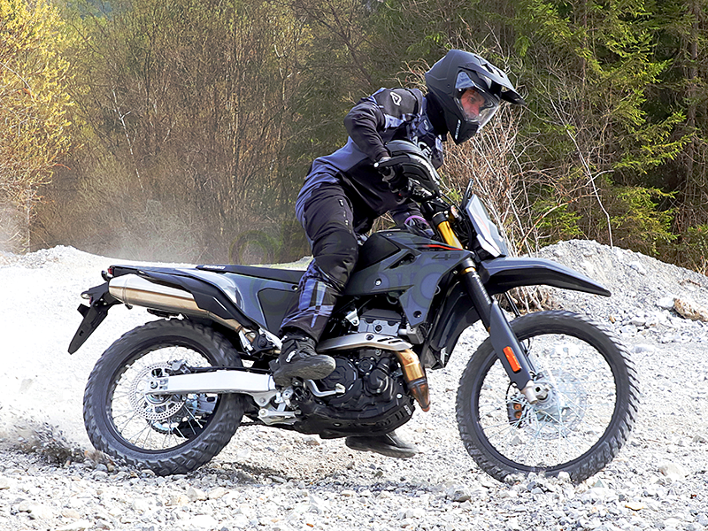 エンジンケースガード SUZUKI DR-Z4S/4SM(25-) ACERBIS
