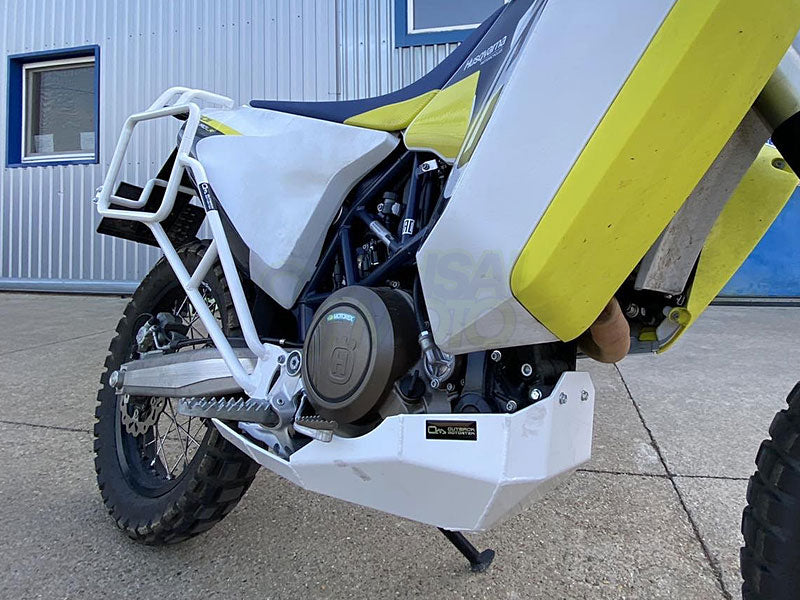 Husqvarna 701Enduro スキッドプレート OUTBACKmotortek