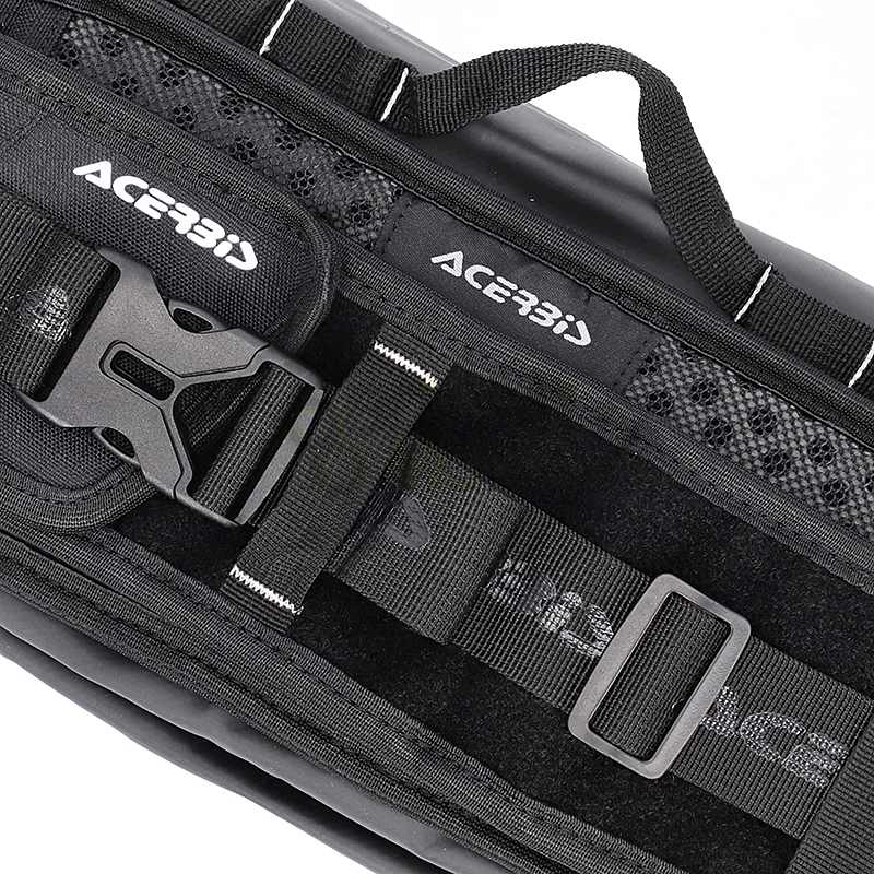ドロミー ウェストバック ACERBIS