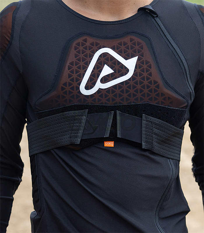 ボディアーマー FLUX AIR D3O ACERBIS