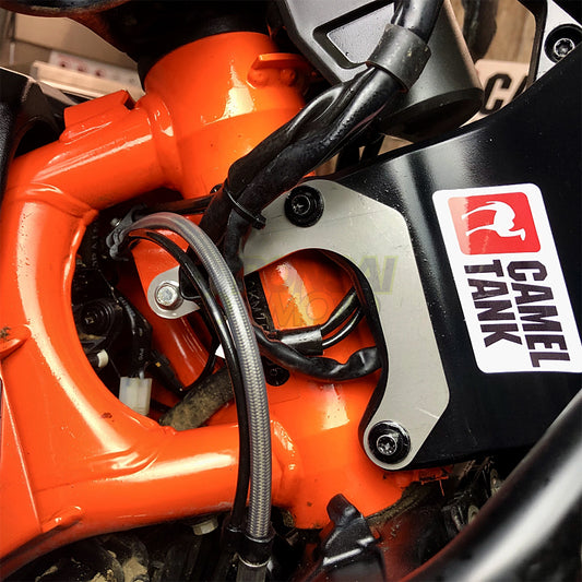 KTM 790/890 Adventure ネックブレース CAMEL(キャメル)