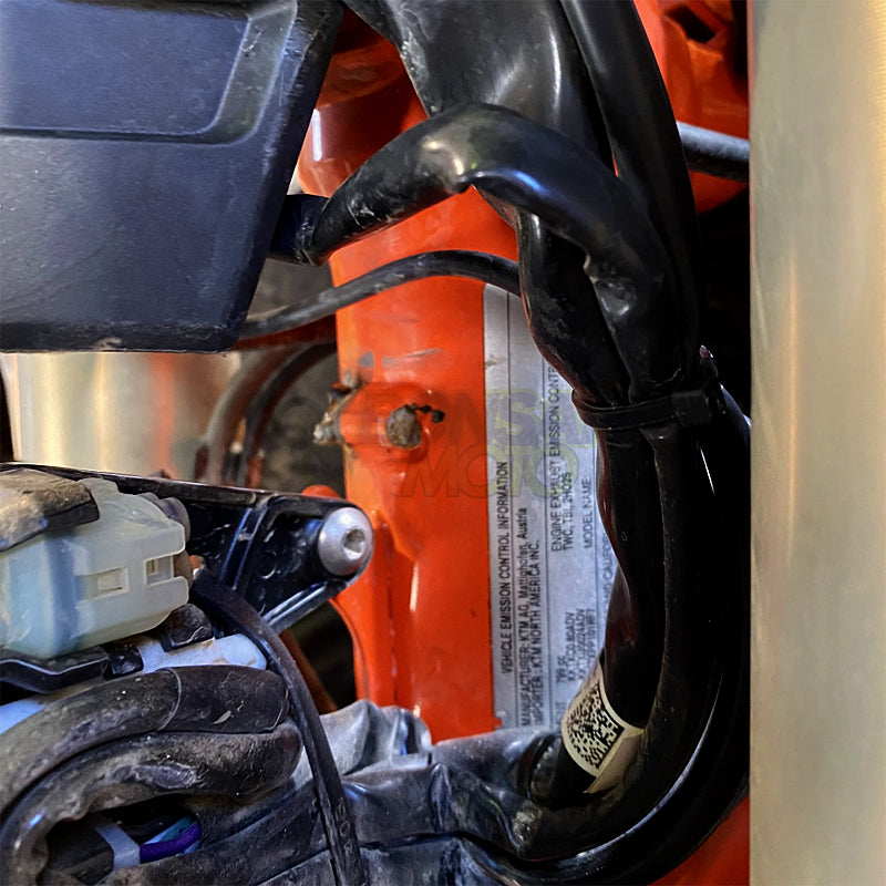 KTM 790/890 Adventure ネックブレース CAMEL(キャメル)