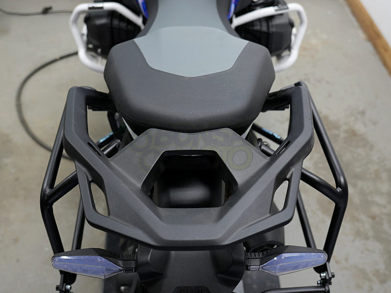 BMW R1300GS（24-） パニアラック OUTBACKmotortek