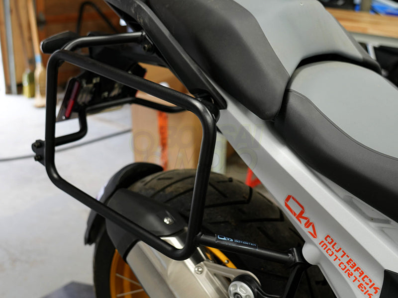 BMW R1300GS（24-） パニアラック OUTBACKmotortek
