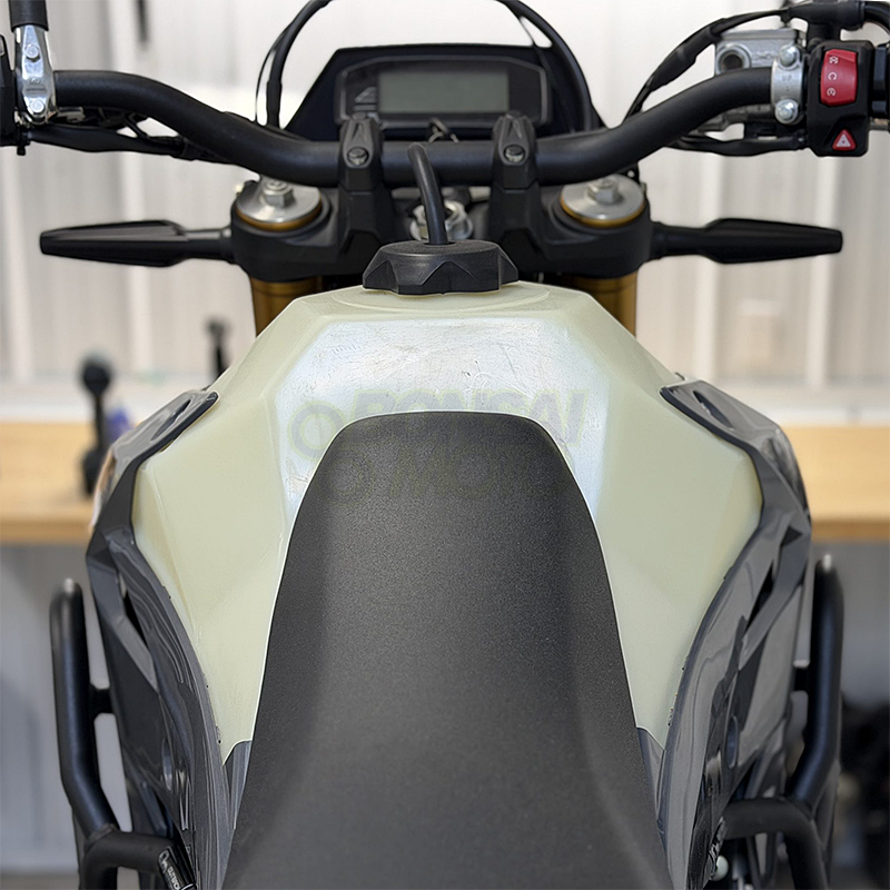 SUZUKI DR-Z4S(25-) クラッシュバー OUTBACKmotortek – BONSAIMOTO