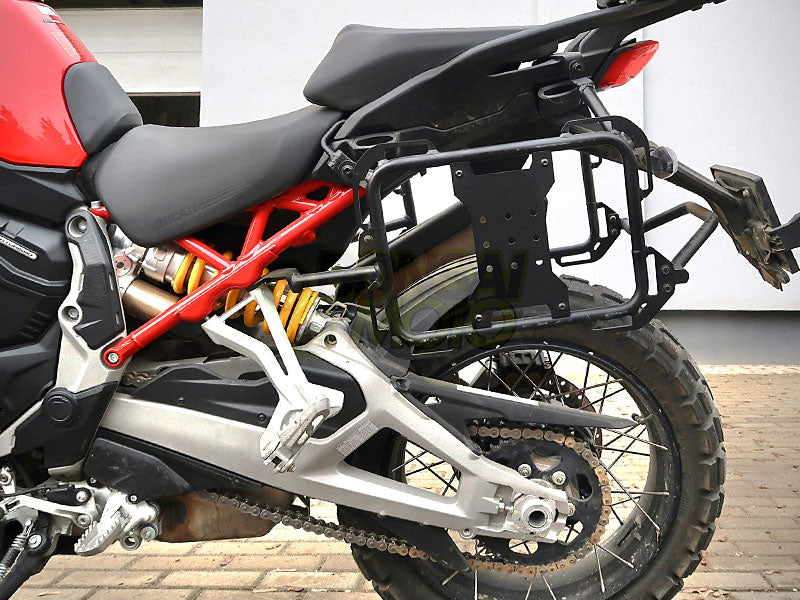DUCATI Multistrada V4 パニアラック OUTBACKmotortek